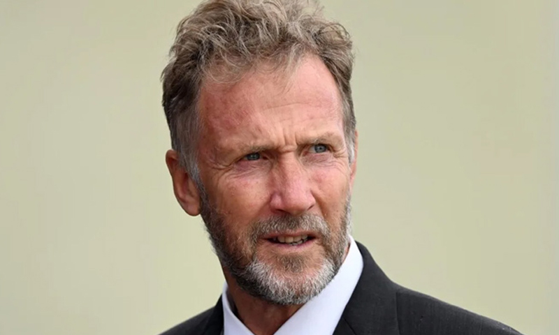 chris broad